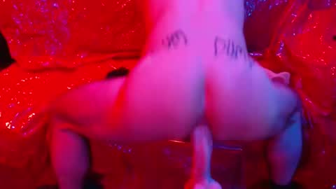 Jaytheslutslave online show from January 8, 12:05 am