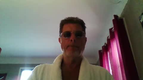 jerflor online show from April 28, 4:22 pm