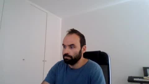 joaodias_18 online show from July 20, 10:32 am