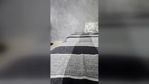 joaoteodoor online show from February 6, 6:49 pm