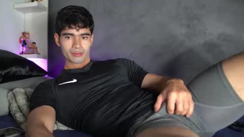 joe_steel1 online show from July 14, 12:23 am