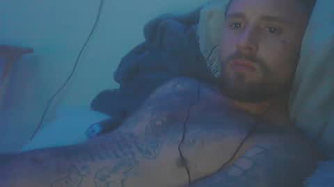 johnniejohnnied online show from January 18, 6:31 am