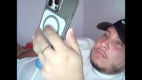 juanse3467890 online show from May 14, 3:04 am