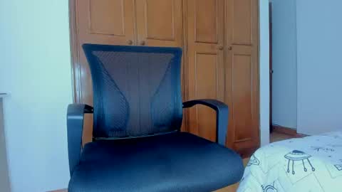 julianmastercash online show from June 19, 2:22 pm