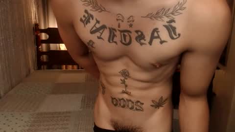 justine_hunk online show from June 13, 7:28 am