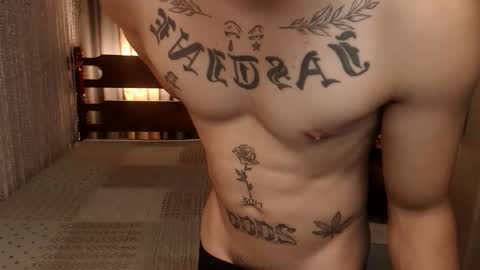 justine_hunk online show from June 3, 7:21 am