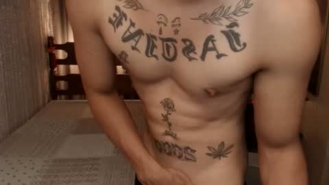 justine_hunk online show from June 15, 6:49 am