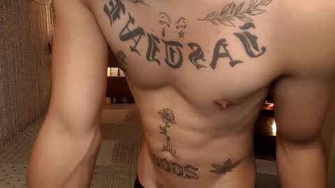 justine_hunk online show from June 2, 7:20 am