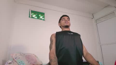 k_florez online show from July 18, 11:59 am