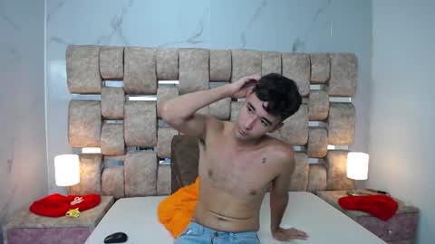 Kaht y Aiden online show from July 2, 2:34 pm
