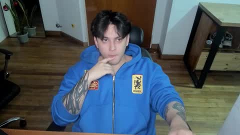 kaynn_b online show from January 11, 7:45 am