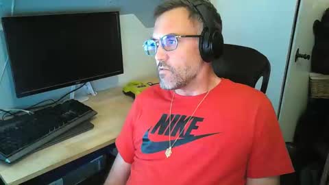 kelvin06133 online show from May 21, 10:47 pm