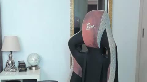 ken_mailik online show from June 30, 9:05 pm