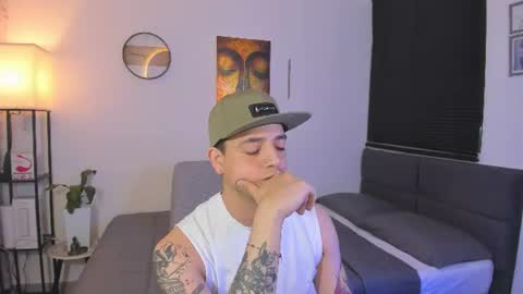 kendel_dimitri online show from July 16, 5:14 am