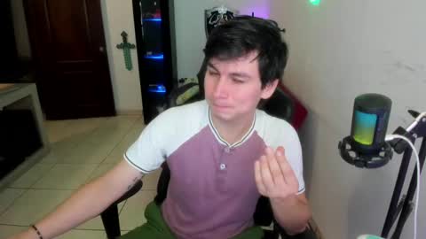 Kevin online show from June 2, 11:39 pm