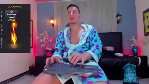 Kev online show from March 23, 11:49 am