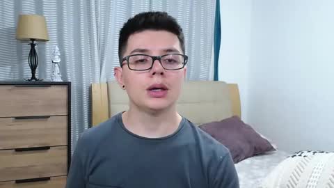 Kevin online show from May 28, 3:04 am