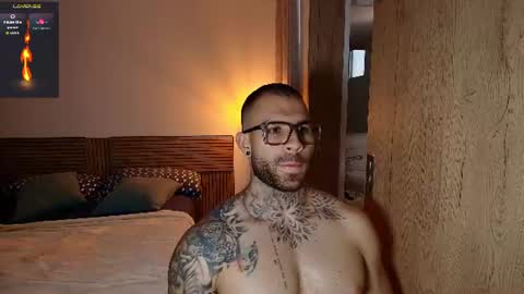 kite__ online show from July 10, 10:22 pm
