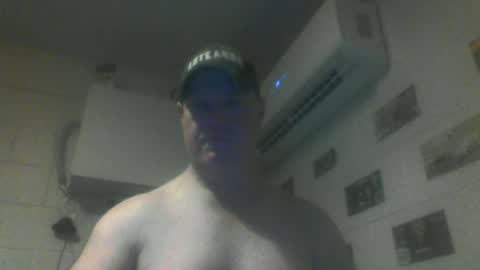 kiwiguy19773 online show from July 1, 7:09 am
