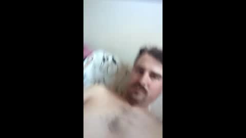 Kiki and Victor online show from April 22, 11:42 pm