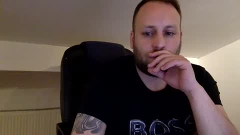 hugo online show from March 29, 2:44 am