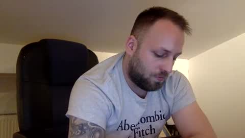 hugo online show from March 27, 12:48 am