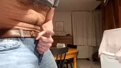 ladylover_1 online show from May 13, 10:18 pm