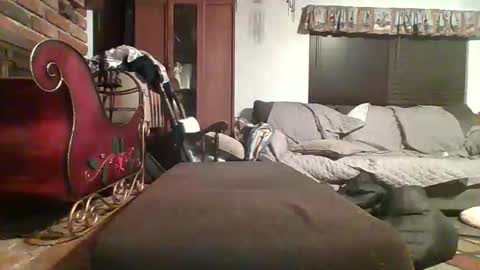 ladysstudstick25 online show from May 19, 6:41 am