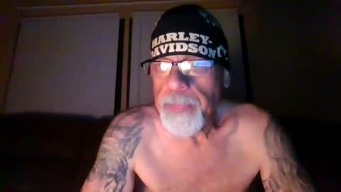 laidbackluxury online show from May 20, 1:56 am