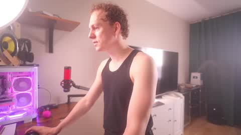 Hi u can call me Andy online show from May 21, 9:37 am