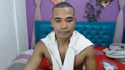 larenz_tate online show from June 5, 8:42 am