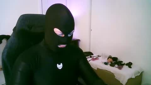 latexminheadroom online show from July 20, 5:13 am