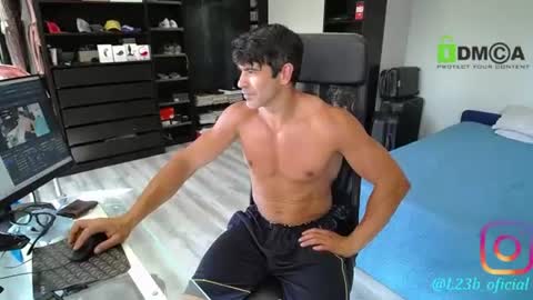 sam online show from July 3, 4:02 pm