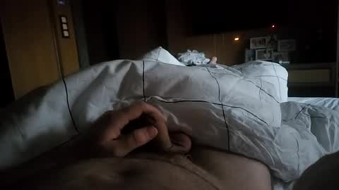 Chaton online show from June 24, 5:32 am