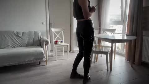 SofieXxxDoll online show from May 21, 10:09 am