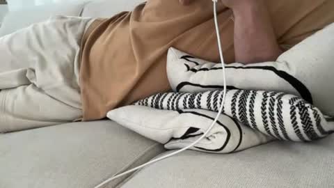 likememrs online show from July 8, 7:45 am