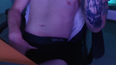 lil_j_ online show from August 2, 9:57 pm