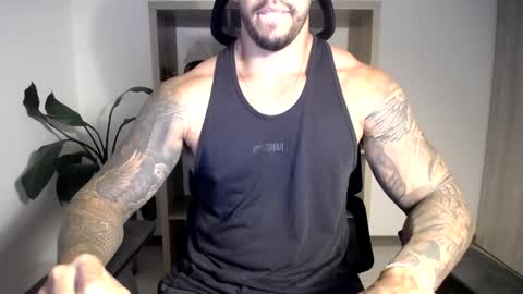 Logan Wolfp online show from June 7, 4:19 am