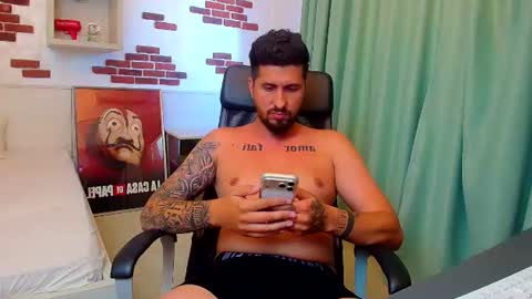 LoganStroud online show from July 24, 6:31 am