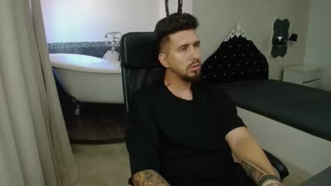 LoganStroud online show from June 19, 9:59 am