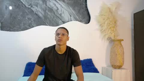 lucas837481 online show from July 7, 9:35 am