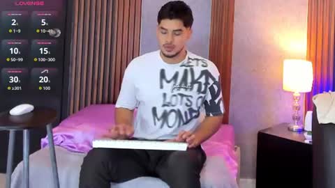 Luciano online show from June 29, 12:38 pm
