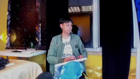 luckk_ online show from June 23, 7:46 am