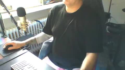        call me  Stefan online show from August 1, 6:29 pm