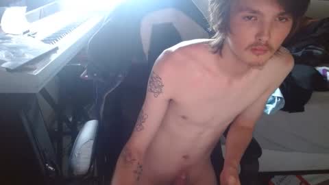 luckytwinkz online show from April 25, 4:48 pm