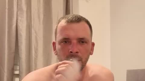 lukas312312 online show from June 26, 8:55 pm