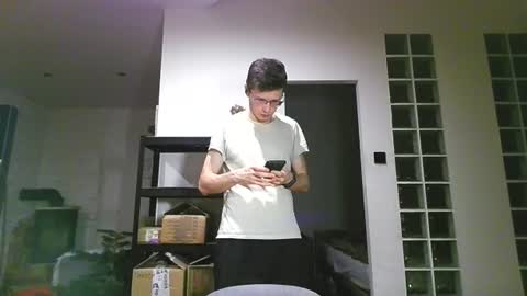 Andrew independent model 2000-0000 CET daily online show from July 12, 9:39 pm