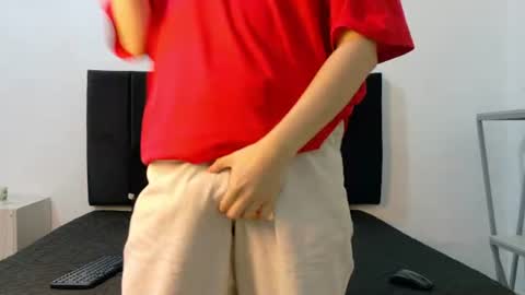 lunaydream online show from June 30, 11:55 am