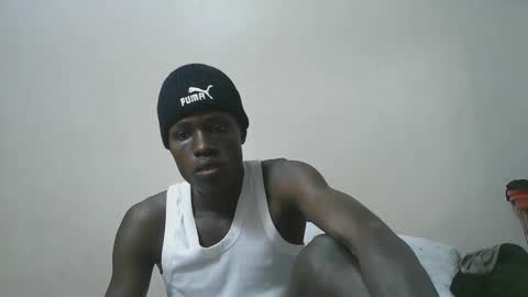 luoislove online show from March 27, 2:18 pm