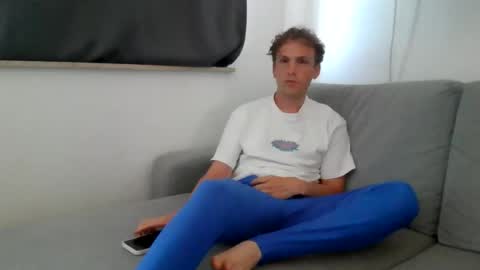 lzpboy online show from May 29, 4:39 pm